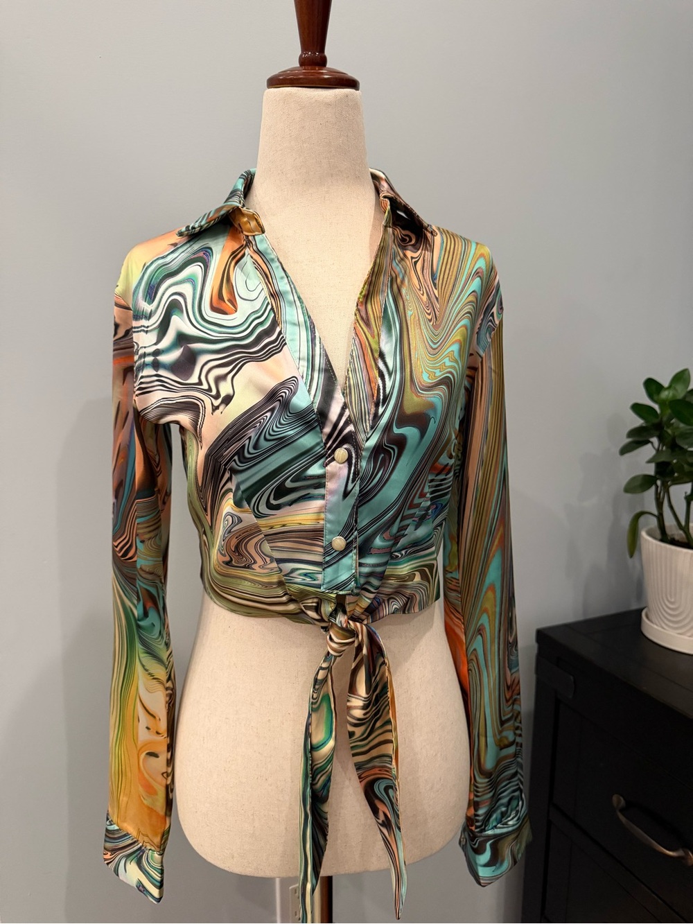 POSTER GIRL Teal Marble-Print Tie-Front Button Down Shirt